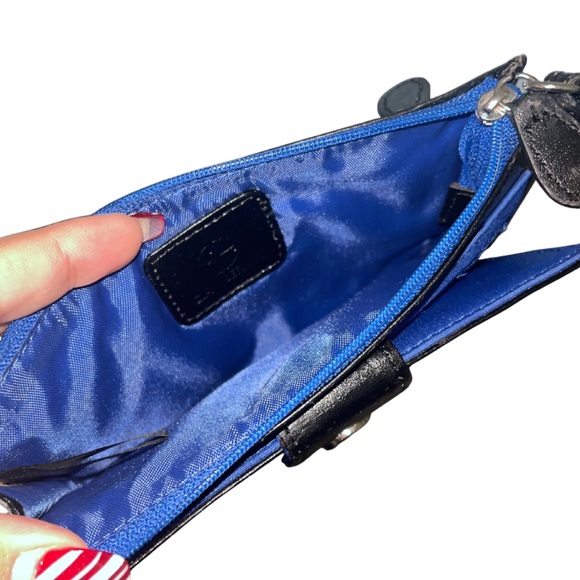 GIANI BERNINI Black & Blue Leather Framed Indexer Wallet Clutch